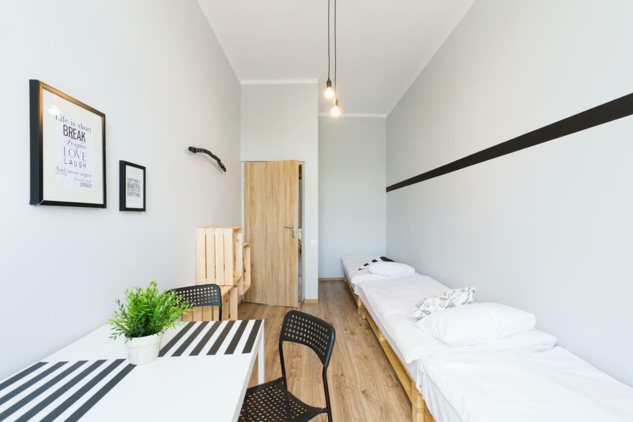 Dot Hostel - Pokoje I Noclegi W Centrum Bielsko-Biala Exterior foto